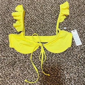 Frankie’s Bikinis Birdie Ruffle Top